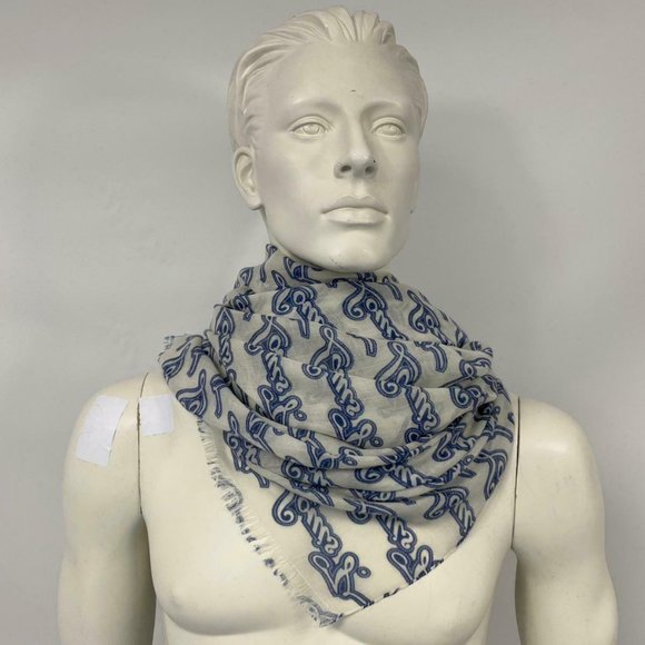 New Authentic Louis Vuitton Cashmere Silk Louis V. - Picture 2 of 9